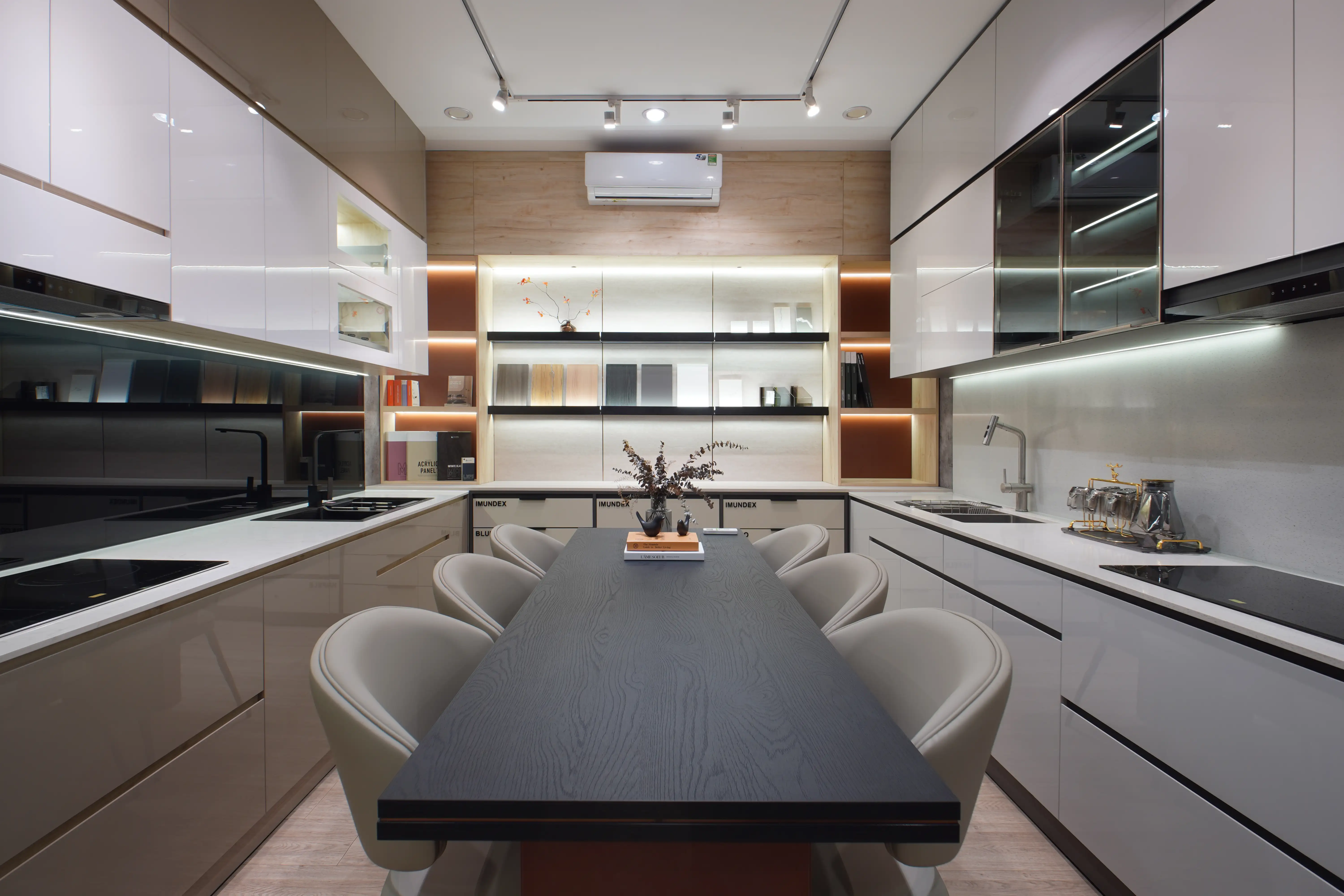 Showroom nội thất hiện đại